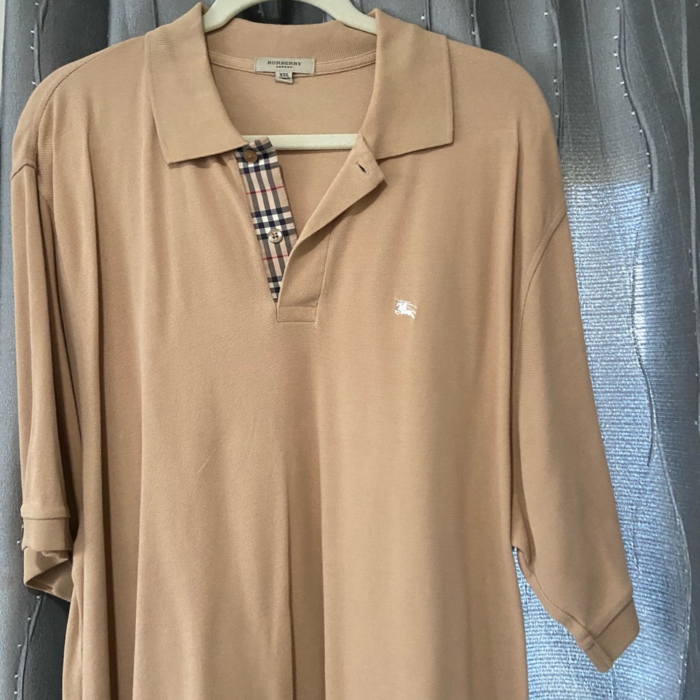 Men’s Burberry short sleeve shirt